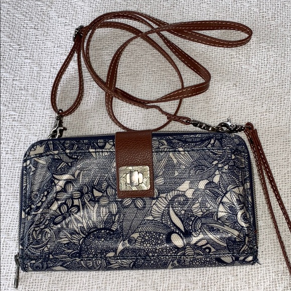 Sakroots Handbags - Sakroots Navy Spirit Desert Crossbody/Wristlet